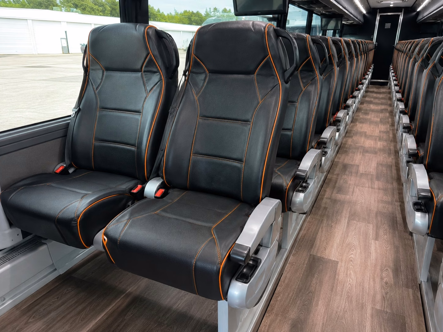 bus rentals for weston proms homecomings