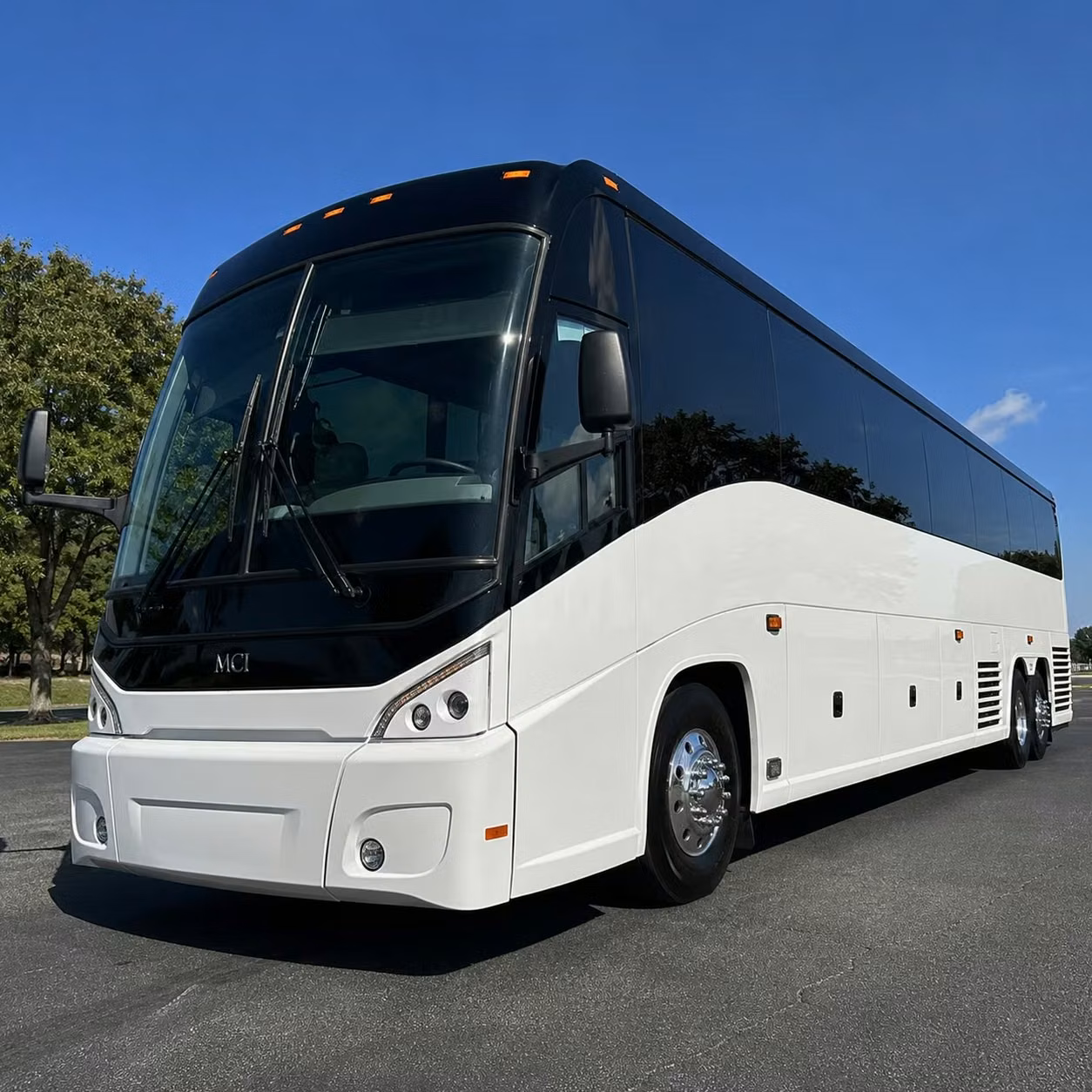 cross state lines with confidence using a weston long distance charter bus