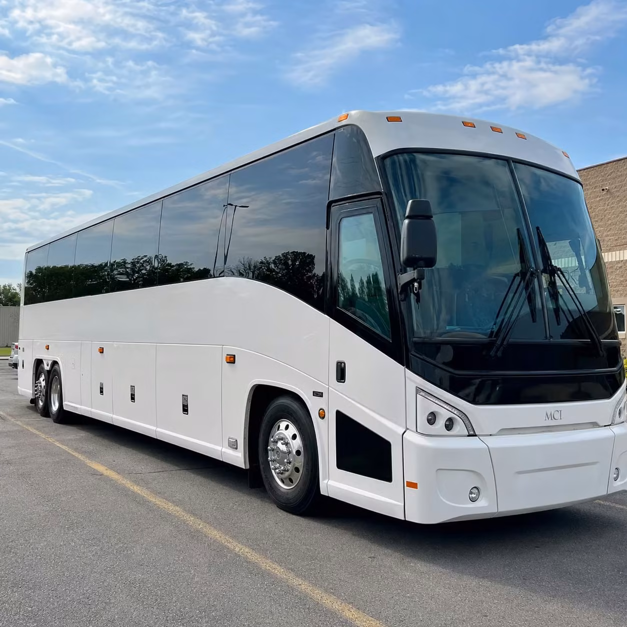dod compatible charter bus rentals for weston area government contractors and reserve units